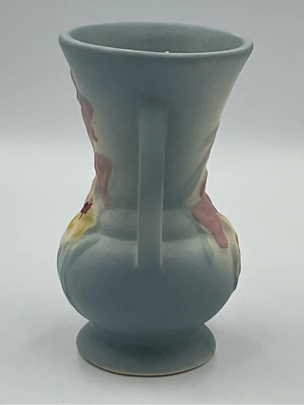 Vintage 1930s Hull Pottery Double Handled Vase in the Orchid Pattern 301